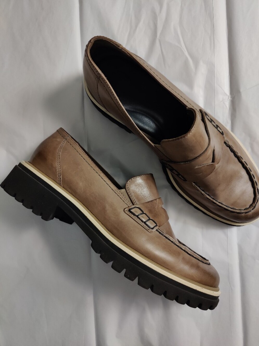 Paul Green Super Soft Justine Lug Leather Loafer In Taupe, Size 6 US 8.5